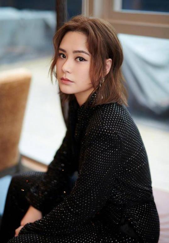 娱乐吃瓜酱九个女生,娱乐吃瓜酱带你领略女神风采